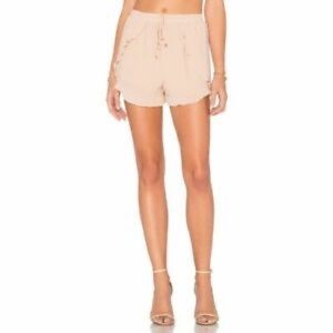 Heart loom Nude high waist ruffle shorts small